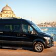 İstanbul'da lüks VIP minibüs kiralama hizmeti sunan Mercedes Vito aracı
